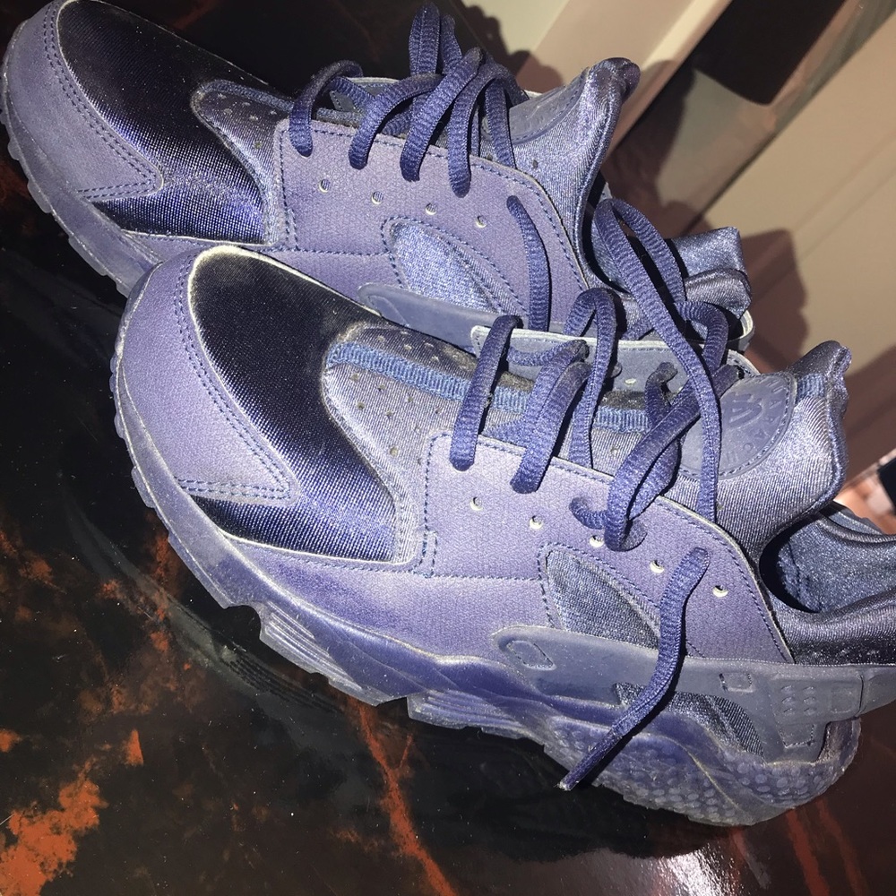 Womans huaraches